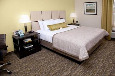 Candlewood Suites Grove City - Outlet Center an IHG Hotel