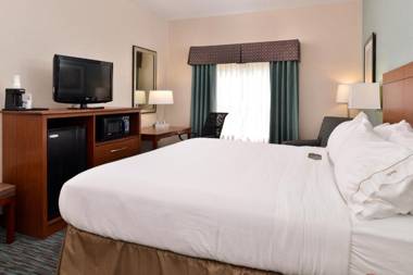 Holiday Inn Express & Suites St Marys an IHG Hotel