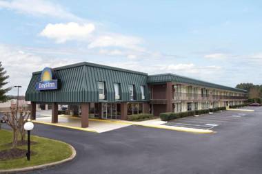 Days Inn by Wyndham Seneca-Clemson