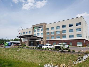 Holiday Inn Express & Suites Nashville North - Springfield an IHG Hotel