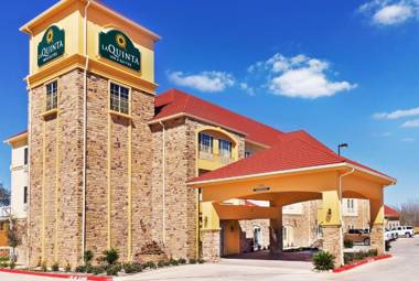 La Quinta by Wyndham Floresville