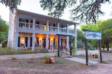 Chantilly Lace Country Inn - Bed And Breakfast - Adult Only