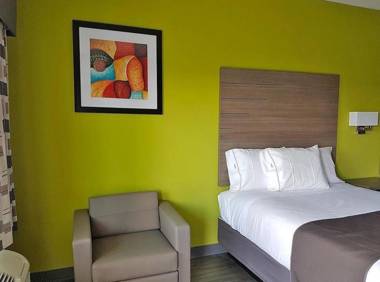 Guesthouse Houston Cypress