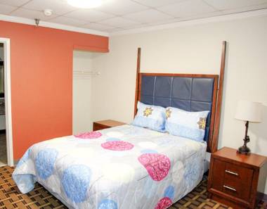 America's Airport Inn & Suites