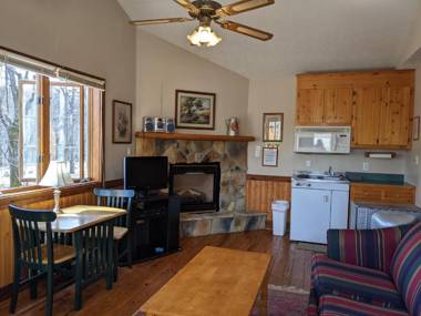 Love Ridge Mountain Lodging