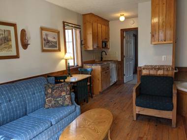 Love Ridge Mountain Lodging