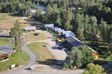 Methow River Lodge