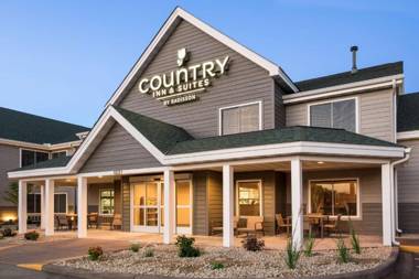 Country Inn & Suites by Radisson Chippewa Falls WI