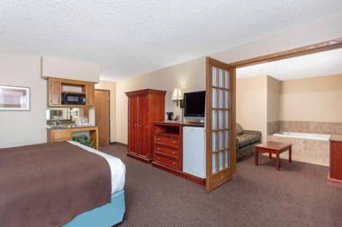 AmericInn by Wyndham Chippewa Falls