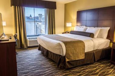 Cobblestone Hotel & Suites - Chippewa Falls