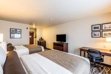 Cobblestone Hotel & Suites - Chippewa Falls