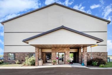 Boarders Inn & Suites by Cobblestone Hotels Columbus
