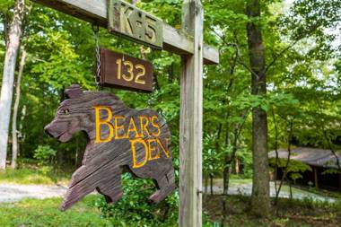 Huge Deck Comm Pool Grill WiFi at Coolfont Cabin