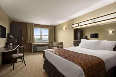 Microtel Inn & Suites By Wyndham Mineral Wells/Parkersburg