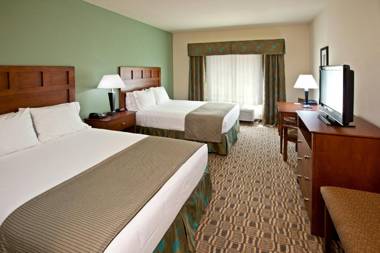 Holiday Inn Express & Suites Ripley an IHG Hotel