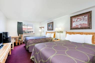 Super 8 by Wyndham Powell