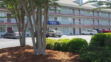 InTown Suites Extended Stay Birmingham AL - Hoover