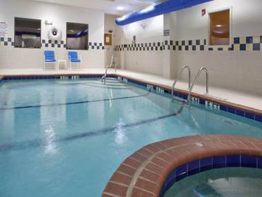 Holiday Inn Express Clanton