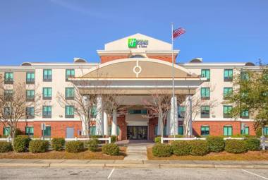 Holiday Inn Express Hotel & Suites Gulf Shores an IHG Hotel
