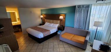 Beachside Resort Hotel