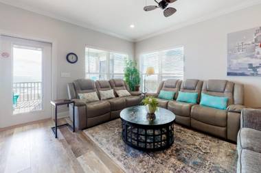 Just Nuts Too by Meyer Vacation Rentals