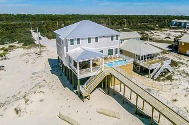 Shipwrecked by Meyer Vacation Rentals