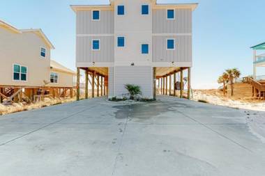 Shipwrecked by Meyer Vacation Rentals