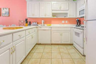 Sea La Vie by Meyer Vacation Rentals