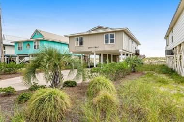 Sand Trap by Meyer Vacation Rentals