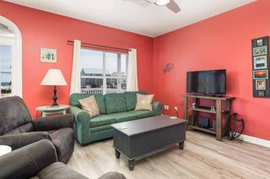 Plum Perfect by Meyer Vacation Rentals