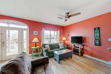 Plum Perfect by Meyer Vacation Rentals