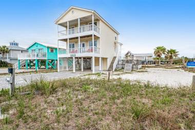 Summer Salt by Meyer Vacation Rentals