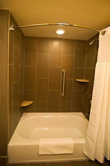 DoubleTree by Hilton Huntsville-South