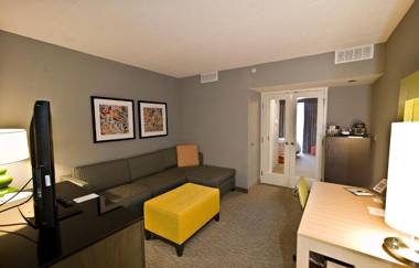 DoubleTree by Hilton Huntsville-South