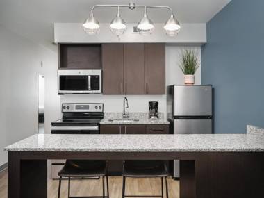 stayAPT Suites Huntsville