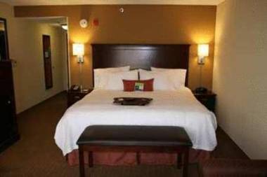 Hampton Inn & Suites Lanett/West Point