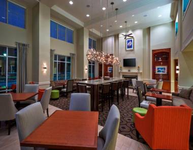 Hampton Inn & Suites Mobile I-65@ Airport Boulevard