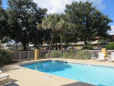 Fairview Inn & Suites Mobile