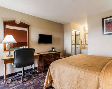 Econo Lodge Inn & Suites Montgomery