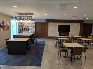 La Quinta Inn & Suites by Wyndham Montgomery