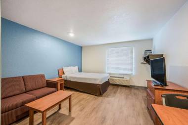 Woodspring Suites Montgomery