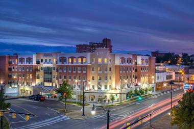 Staybridge Suites Montgomery - Downtown an IHG Hotel