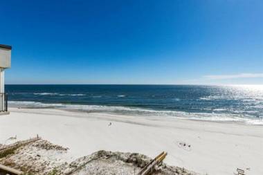 Romar Tower by Meyer Vacation Rentals