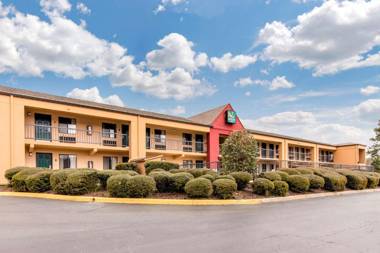 Quality Inn Pelham I-65 exit 246