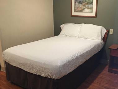 WoodSpring Suites Birmingham Pelham