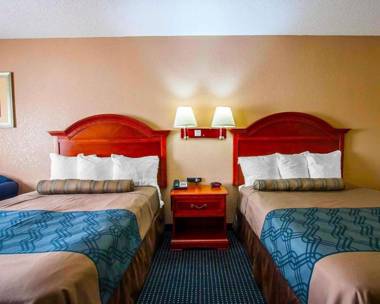 Econo Lodge - Prattville