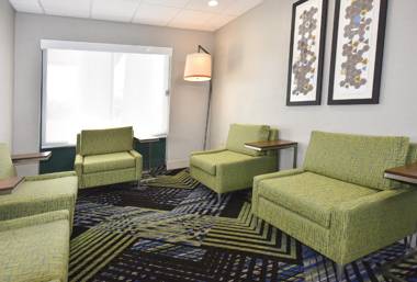 Holiday Inn Express Hotel & Suites Selma an IHG Hotel