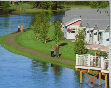 River's Edge Resort