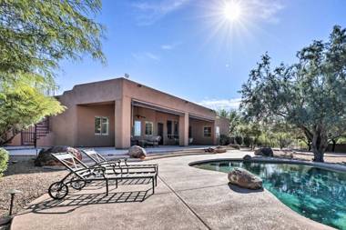 Sunny and Spacious Oasis in Scottsdale Area!