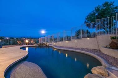 Breathtaking Views and Htd Pool in Fountain Hills